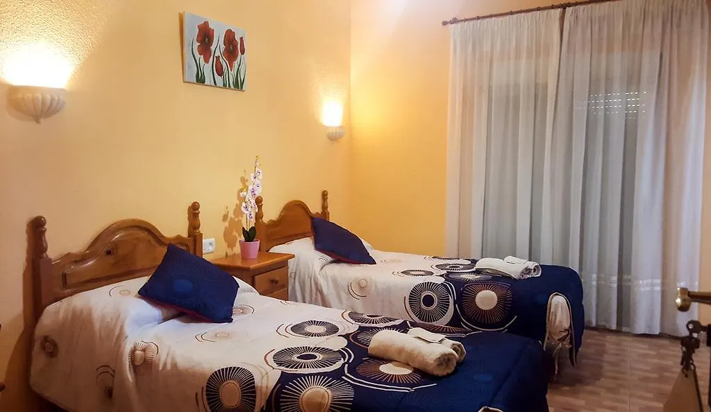 Guest house Hostal Rural El Caminero Purullena